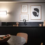 Mihotel Serlin Отель Лион